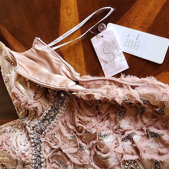 Sue Wong Sunning Sequin Beaded Mini Cocktail Dress size 2 sandalwood color - Picture 16 of 17